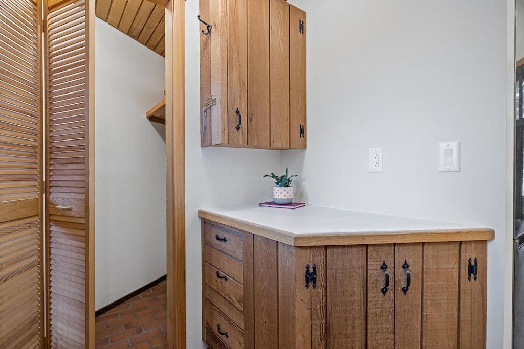 Canmore Cabin By Canadian Rockies Vacation Rentals Exterior photo