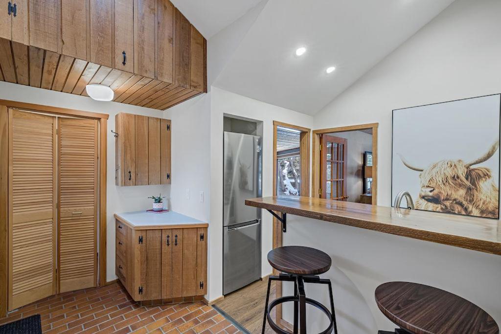 Canmore Cabin By Canadian Rockies Vacation Rentals Exterior photo